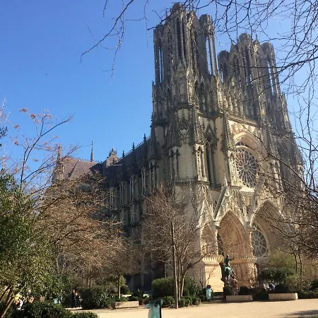 Le Nid Des Rois, A 2 Pas De La Cathedrale Reims